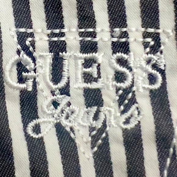 Guess Gray White Stripe Ruffle Fitted V-neck Button Up Shirt Size Medium - Picture 8 of 10